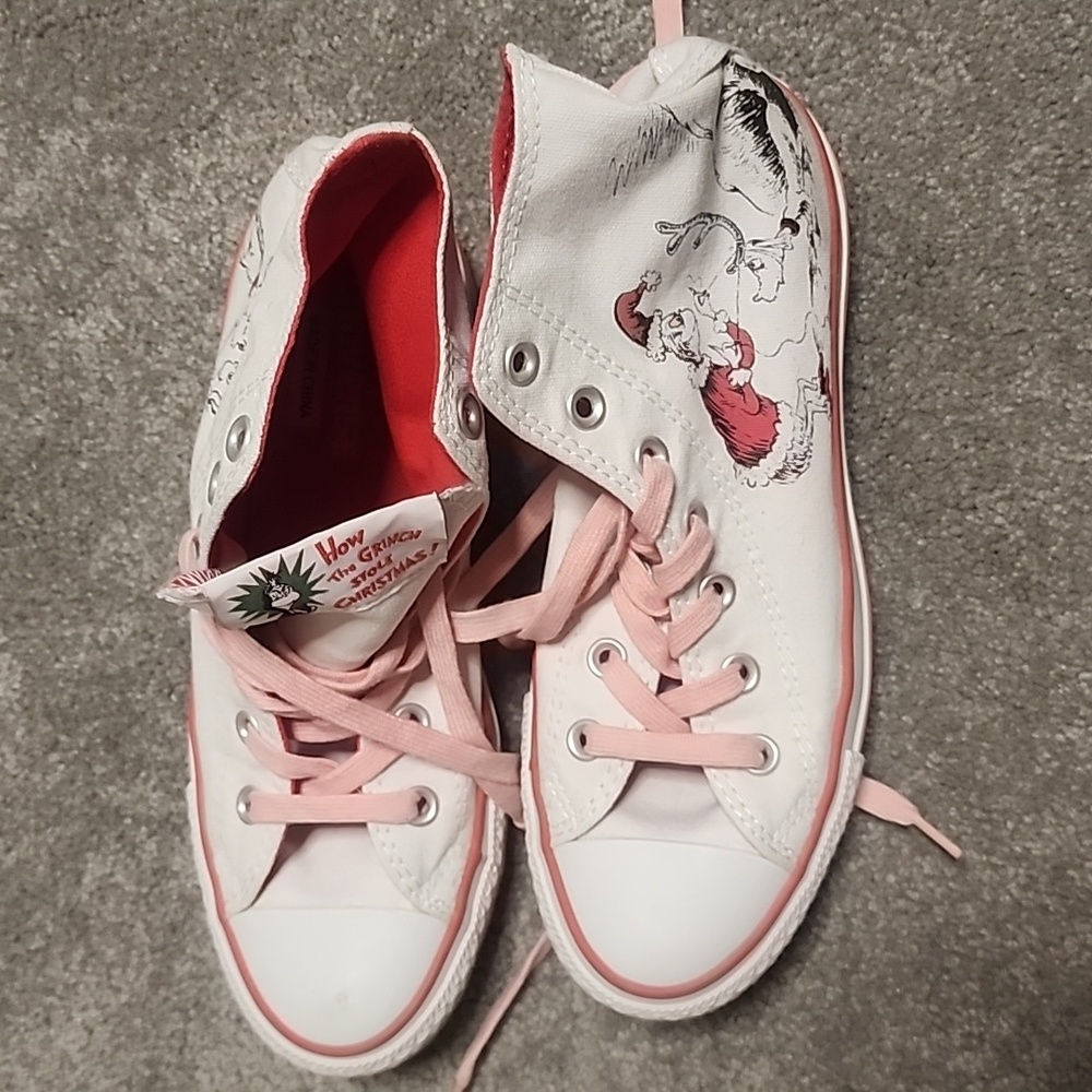 Dr.Seuss Converse womens